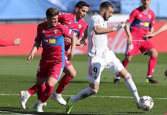 【西甲焦点】银河战舰残阵出击!皇马遭史诗级伤病潮,埃尔切保级死磕,伯纳乌恐演血洗惨案?